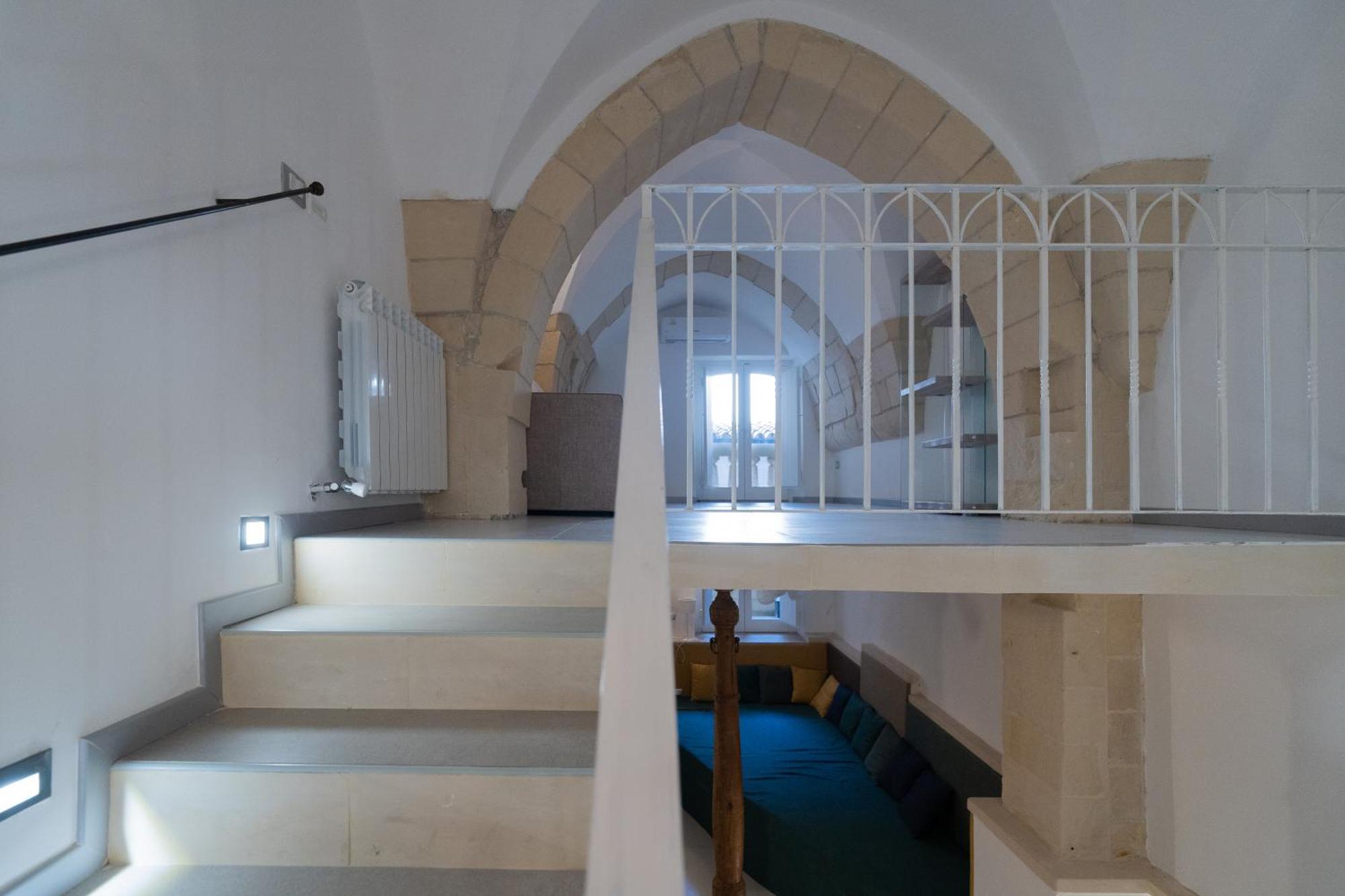 Dimora Barocca Luxury Suites Lecce Bagian luar foto