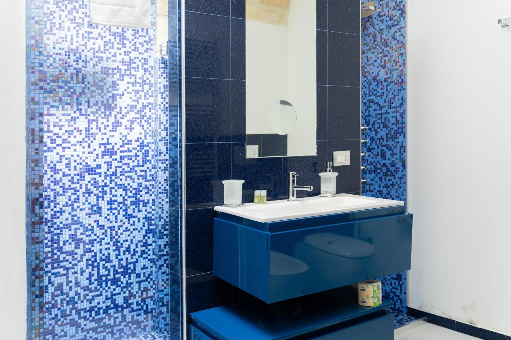 Dimora Barocca Luxury Suites Lecce Bagian luar foto