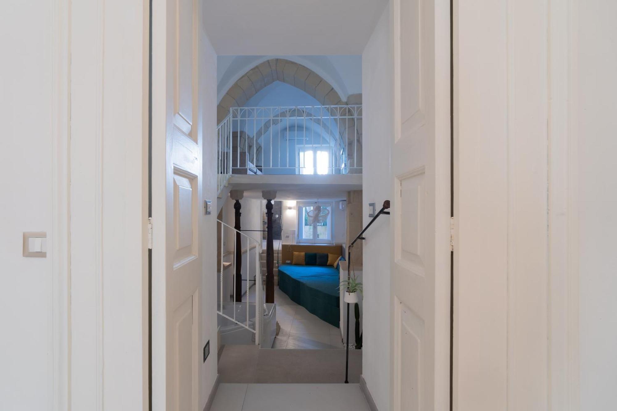 Dimora Barocca Luxury Suites Lecce Bagian luar foto